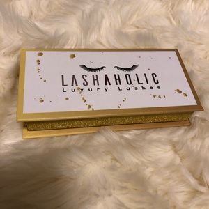 Luxury lashes